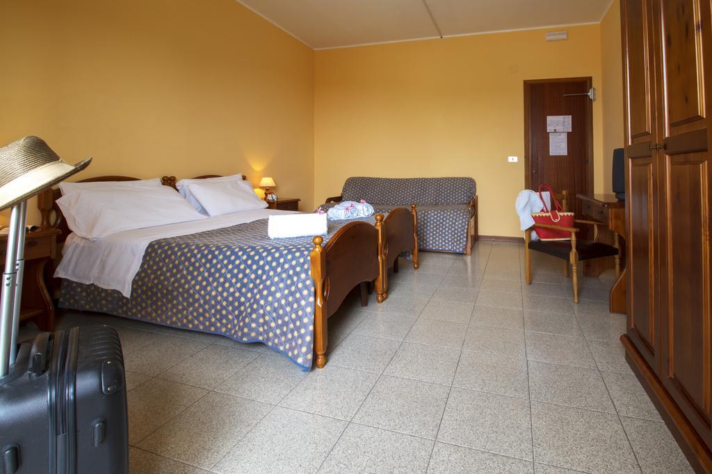 Hotel La Perla Tropea Exterior photo