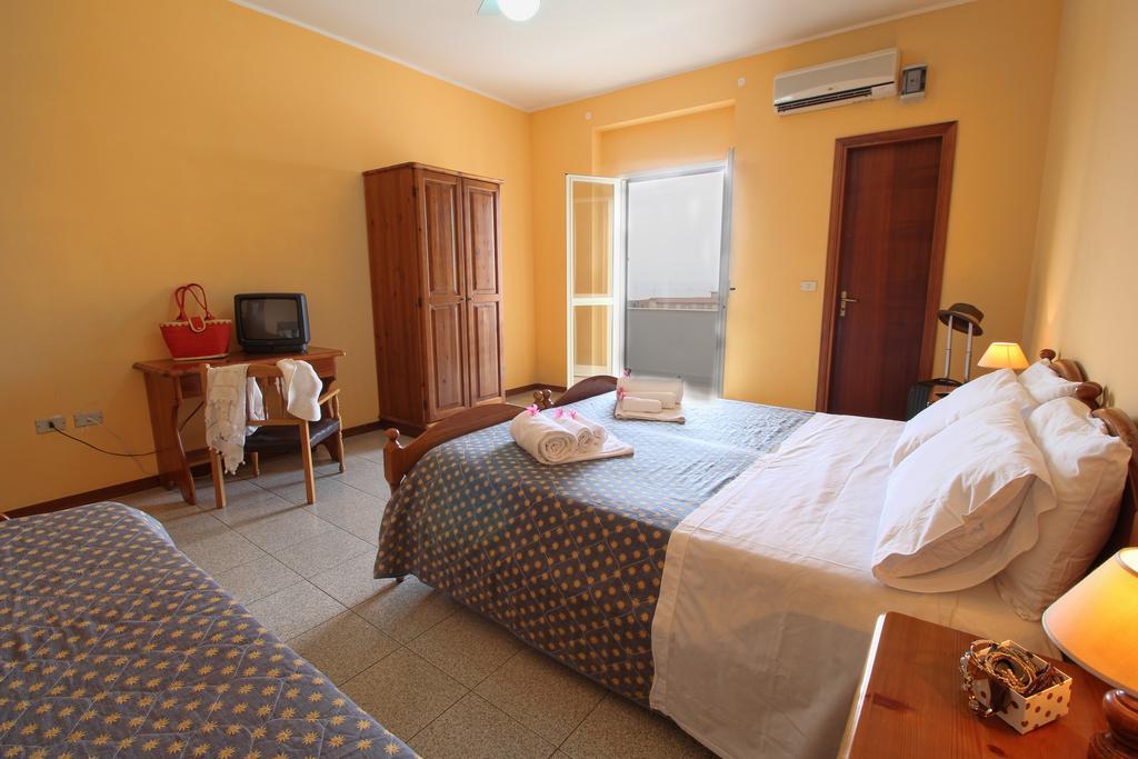 Hotel La Perla Tropea Exterior photo